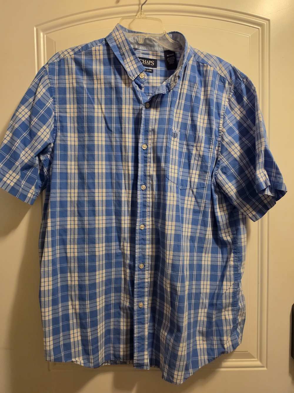 Chaps Men’s Blue Plaid Short-Sleeve Button-Down Shirt
